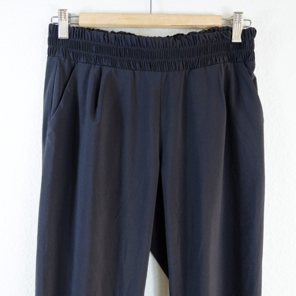 Athleta Aliso Pant Jogger Sz 4 Black‎ Pull On Elastic Waist Cuffed Pockets - Picture 5 of 11